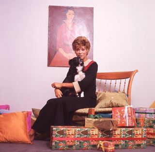 Mireille Darc feet photo 4