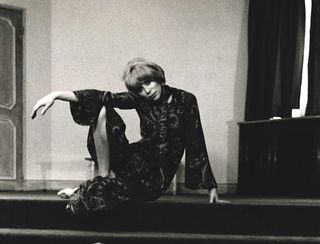 Mireille Darc feet photo 4