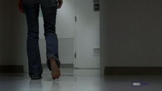 Mireille Enos feet photo thumbnail