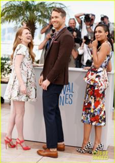 Mireille Enos feet photo thumbnail