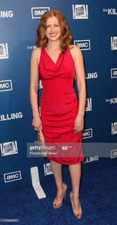 Mireille Enos feet photo thumbnail