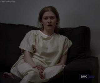 Mireille Enos feet photo thumbnail