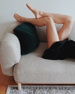 Mirella Precek feet photo 17