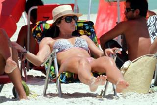 Mirella Santos feet photo 7