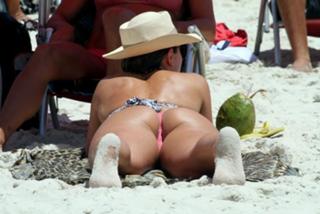 Mirella Santos feet photo 6