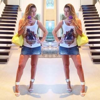 Mirella Santos feet photo 7