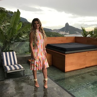 Mirella Santos feet photo 17