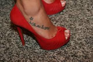 Mirella Santos feet photo 9
