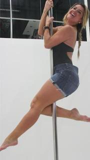 Mirella Santos feet photo 10