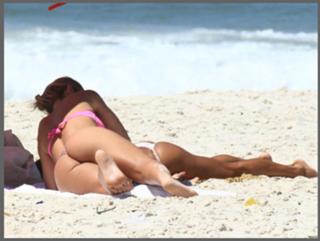 Mirella Santos feet photo 1