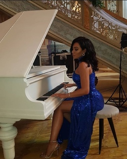 Mirhan Hussein feet photo thumbnail