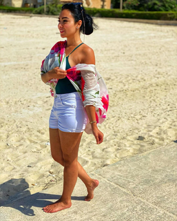 Mirhan Hussein feet photo thumbnail