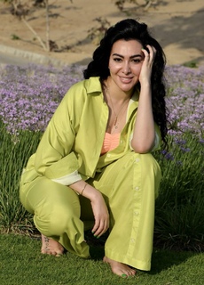 Mirhan Hussein feet photo thumbnail