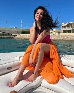 Mirhan Hussein feet photo thumbnail