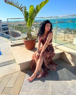 Mirhan Hussein feet photo thumbnail