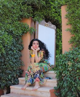 Mirhan Hussein feet photo thumbnail