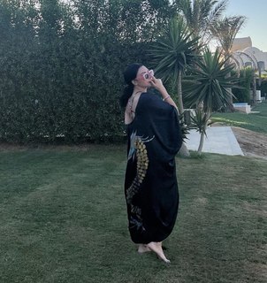 Mirhan Hussein feet photo thumbnail