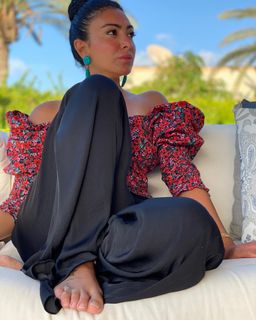 Mirhan Hussein feet photo thumbnail