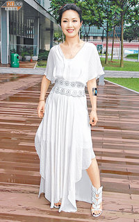 Miriam Chin Wah Yeung feet photo 5