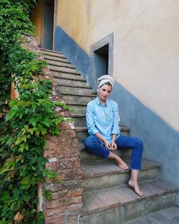 Miriam Giovanelli feet photo 6