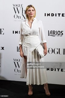 Miriam Giovanelli feet photo 10