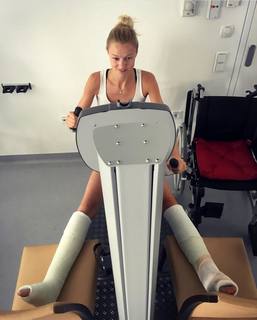 Miriam Höller feet photo 15