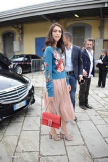 Miriam Leone feet photo thumbnail