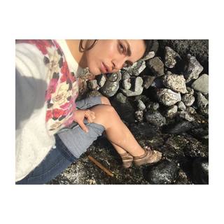 Miriam Leone feet photo thumbnail