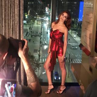 Miriam Leone feet photo thumbnail