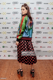 Miriam Leone feet photo thumbnail