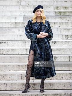 Miriam Leone feet photo thumbnail