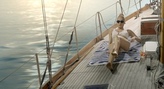 Miriam Leone feet photo thumbnail