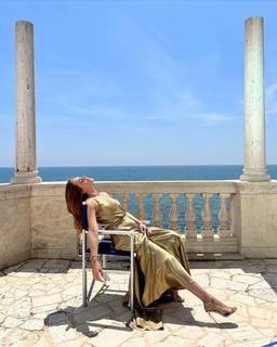 Miriam Leone feet photo thumbnail