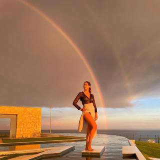 Miriam Leone feet photo thumbnail