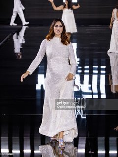 Miriam Leone feet photo thumbnail