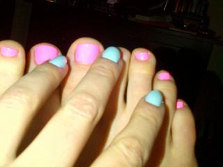 Miriam McDonald feet photo 13
