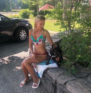 Miriam McDonald feet photo 3