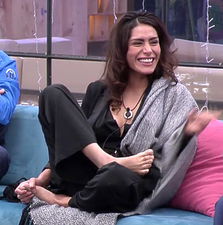 Miriam Saavedra feet photo 7