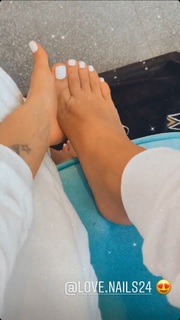 Miriam Saavedra feet photo 6