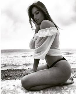 Miriam Saavedra feet photo 6