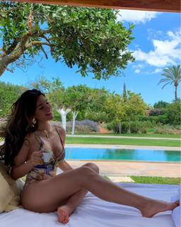 Miriam Saavedra feet photo 2