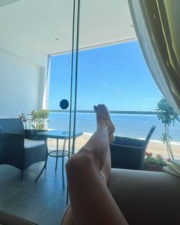 Miriam Saavedra feet photo 3