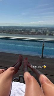 Miriam Saavedra feet photo 11