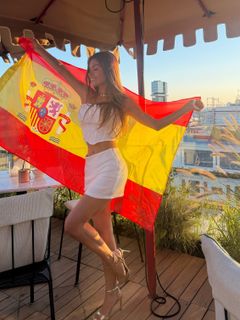 Miriam Saavedra feet photo 1