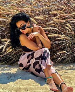 Mirihan Hussien feet photo 9