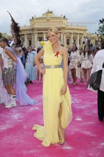 Mirjam Weichselbraun feet photo thumbnail