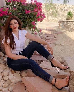 Mirna Gamil feet photo thumbnail