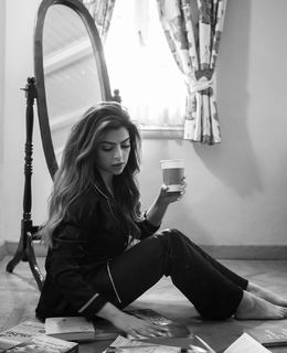 Mirna Gamil feet photo thumbnail