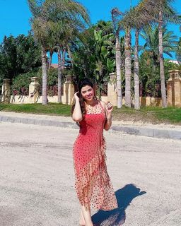 Mirna Gamil feet photo thumbnail