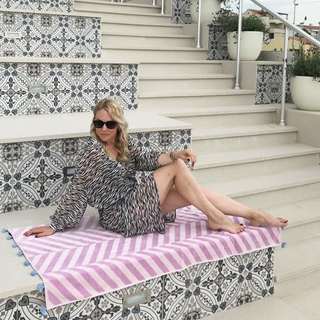 Mirna Maras feet photo 1